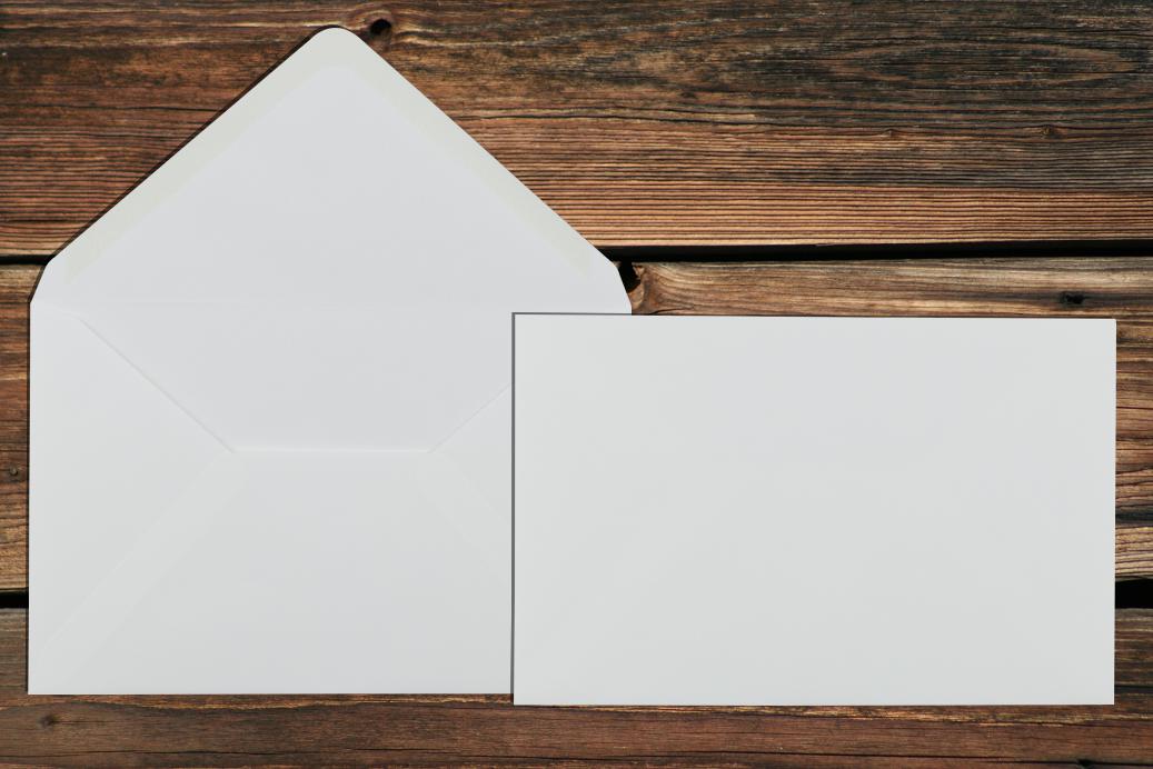 Briefhüllen 120x185 mm Nassklebend Cremeweiß 90 g/qm